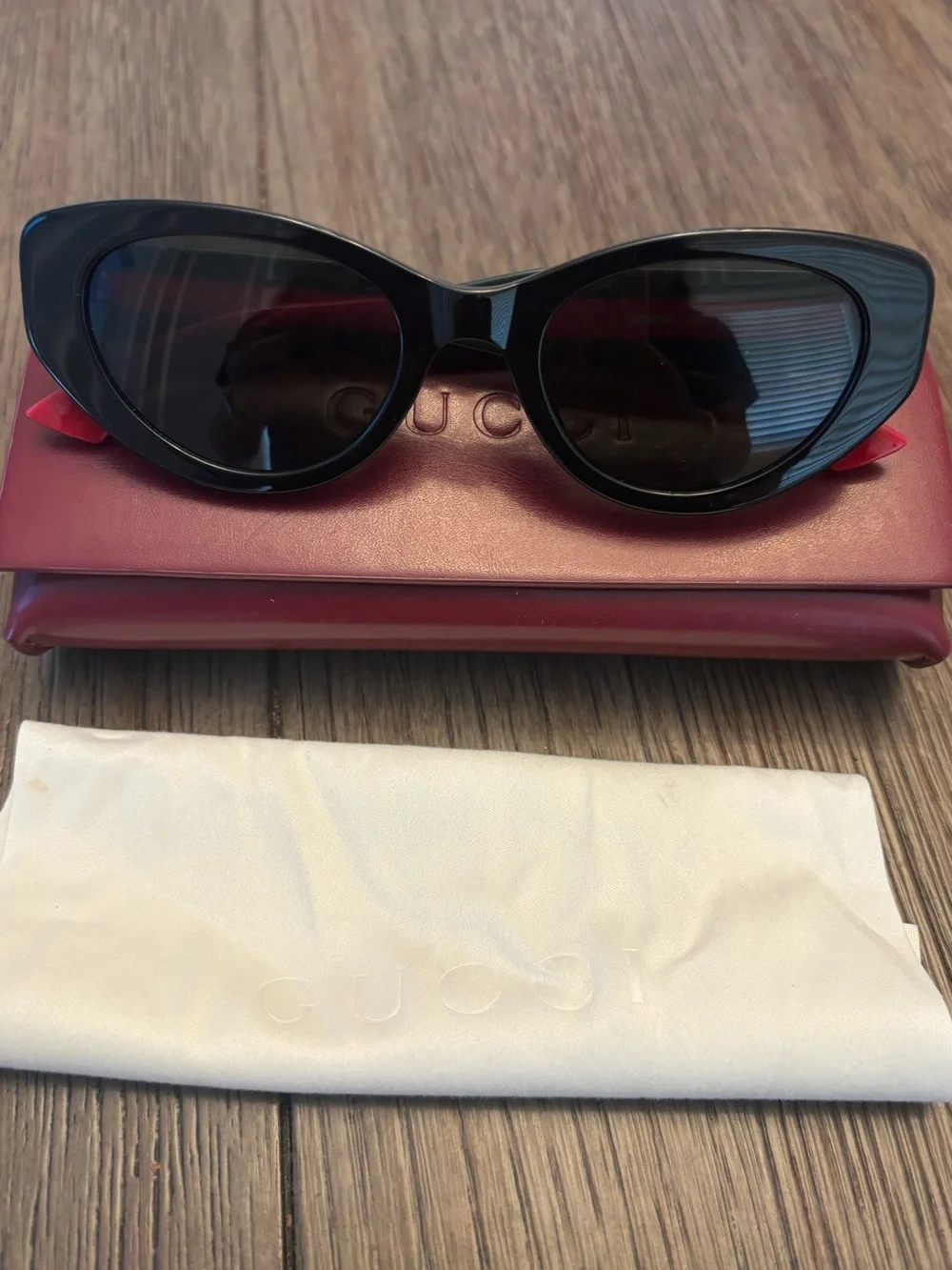 GUCCI GG1862S sunglasses